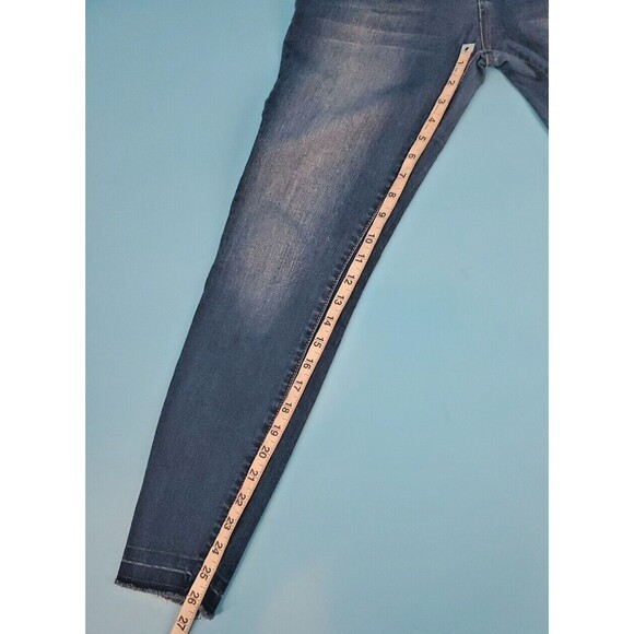 Womens Cropped Jeans Sz 2 Frayed Hem Mid Ris Kensie Jeans 26" Waist - Picture 13 of 16